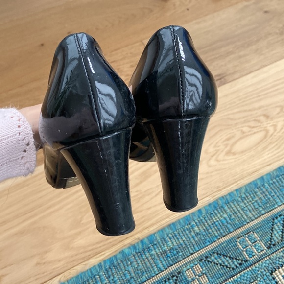 Aquatalia patent leather round toe heels size 9.5 - Picture 5 of 7